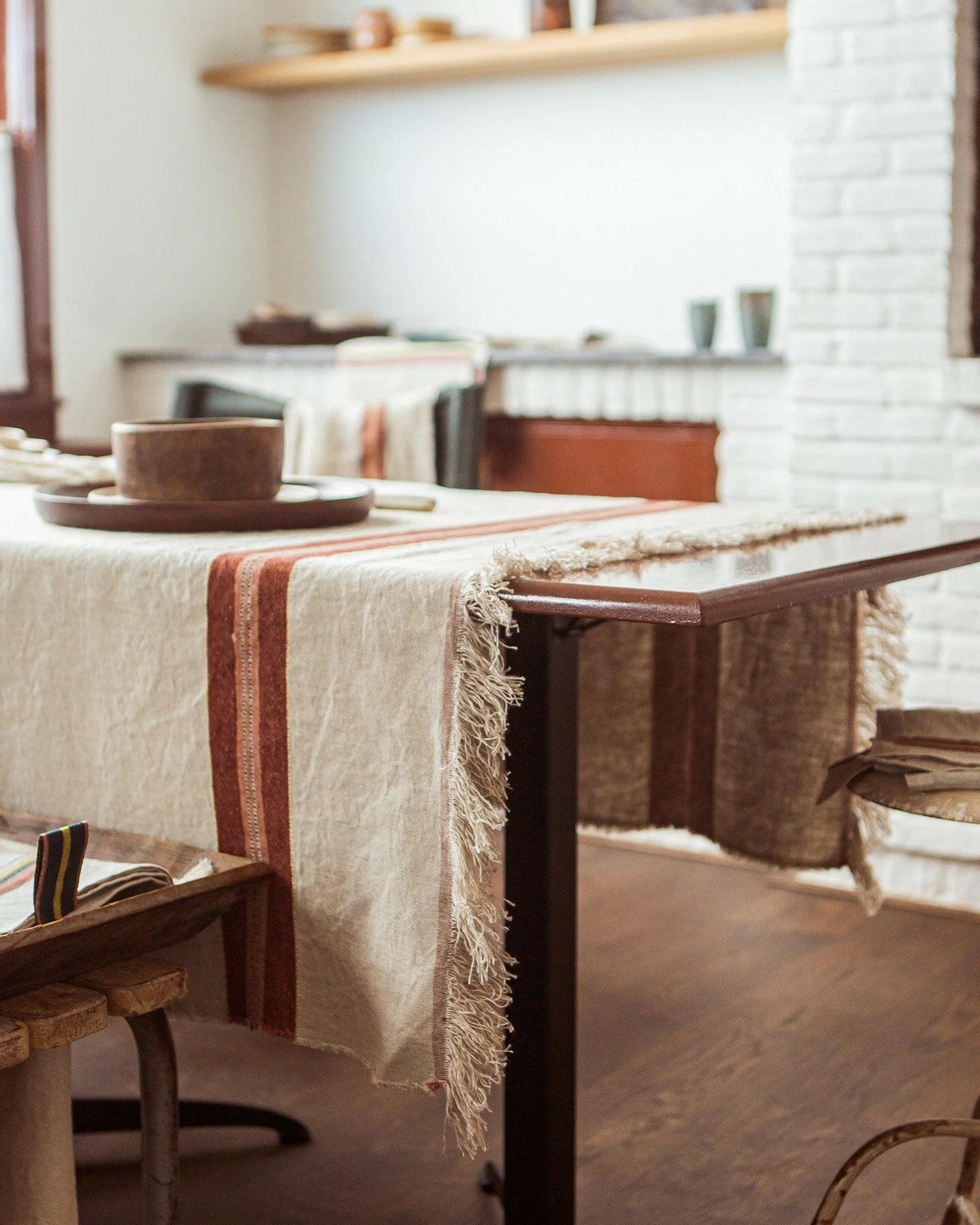 Nappe The Belgian Table Throw, Fisherman.