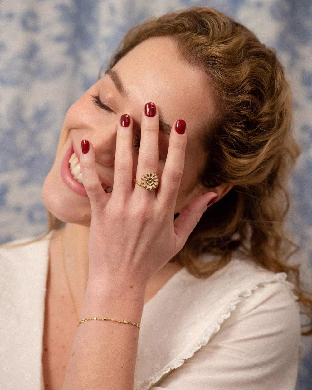 Bracelet, Augustine.