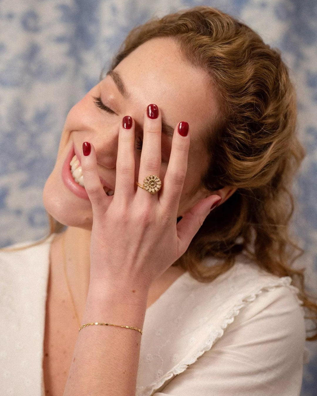 Bracelet, Augustine.