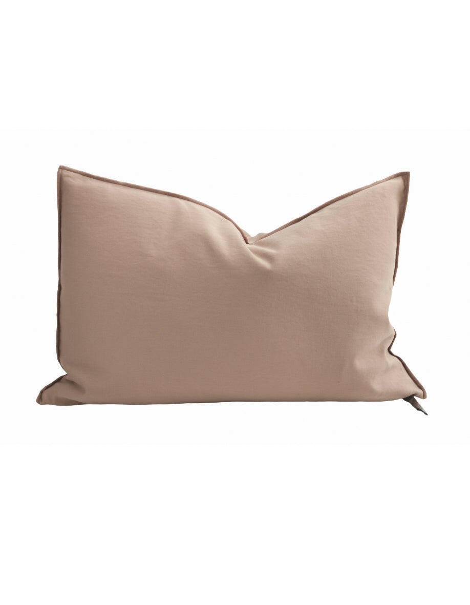 Coussin Satin Mimi, Nude, Maison de Vacances