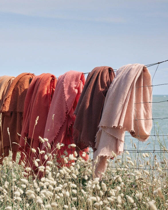 Plaid / Châle Vice Versa Frangé Cachemire Tricoté Main, Spritz.