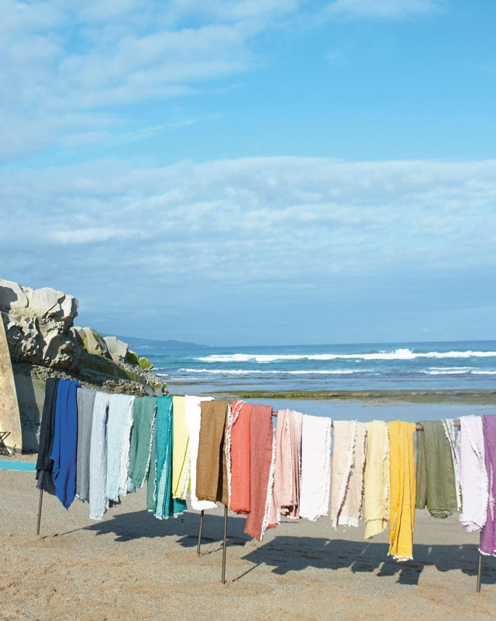 Vice Versa Fringed Throw in Washed Crinkled Linen, Cobalt/Indigo