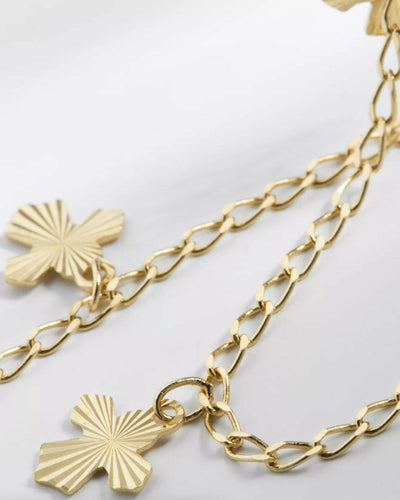 Collier, CLAIRE.