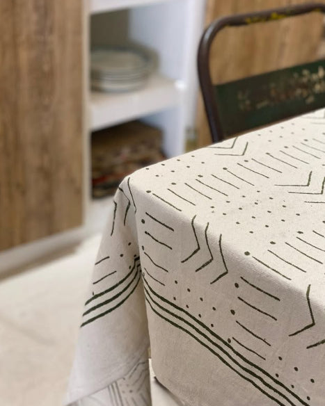 Nappe Isanah, Cypres, Claire Gasparini