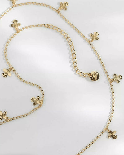 Collier, CLAIRE.