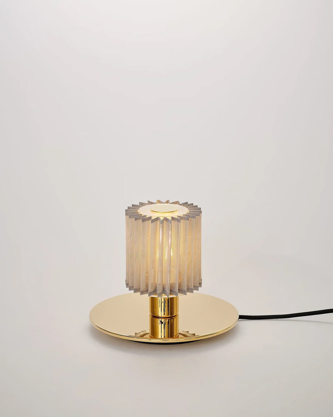 Lampe, In the Sun Table 220, Couleur Or - Maille Argent, DCW éditions