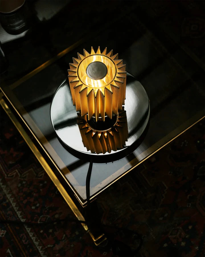 Lampe, In the Sun Table 220, Couleur Noir - Maille Argent.