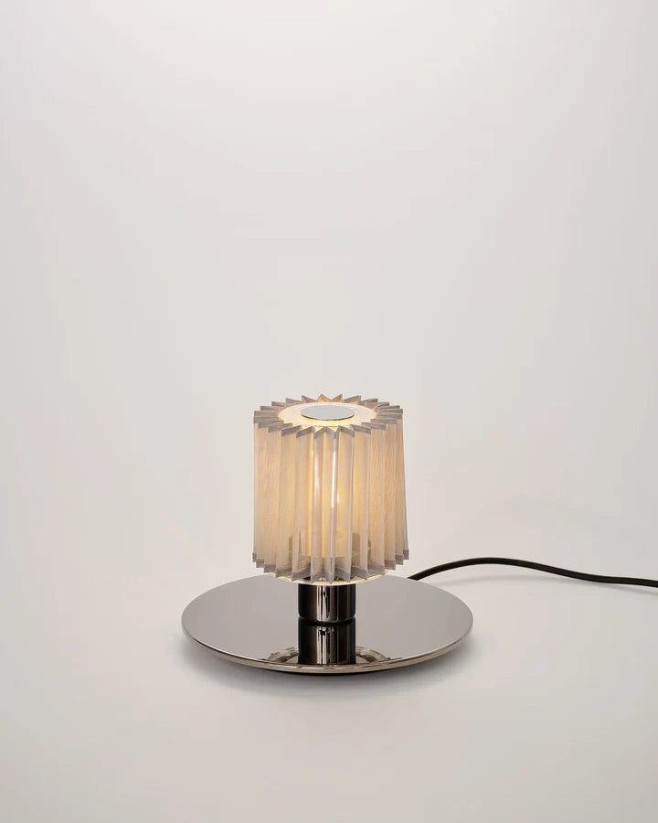 Lampe, In the Sun Table 220, Couleur Argent - Maille OR, DCW éditions