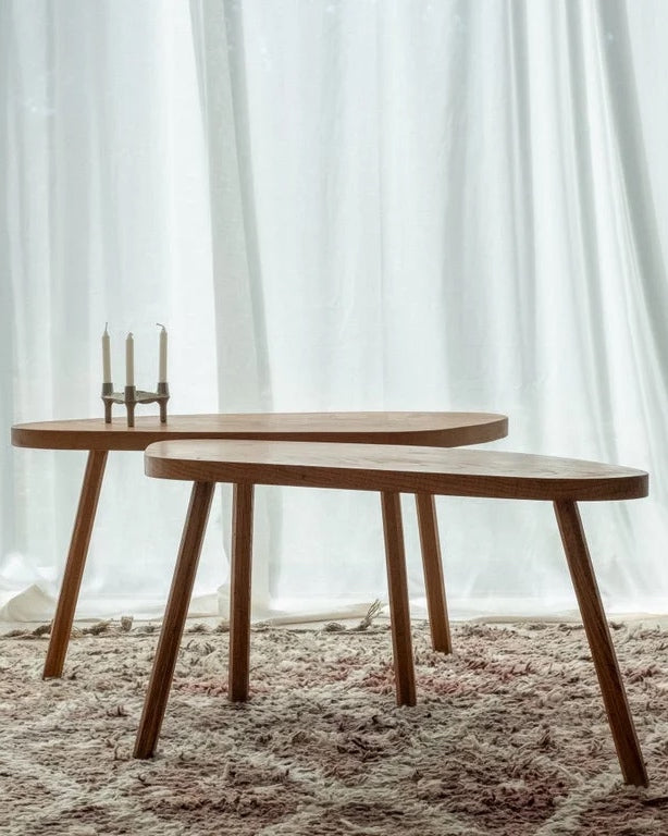 Table Basse Brutaliste Tripode, Jolies Trouvailles