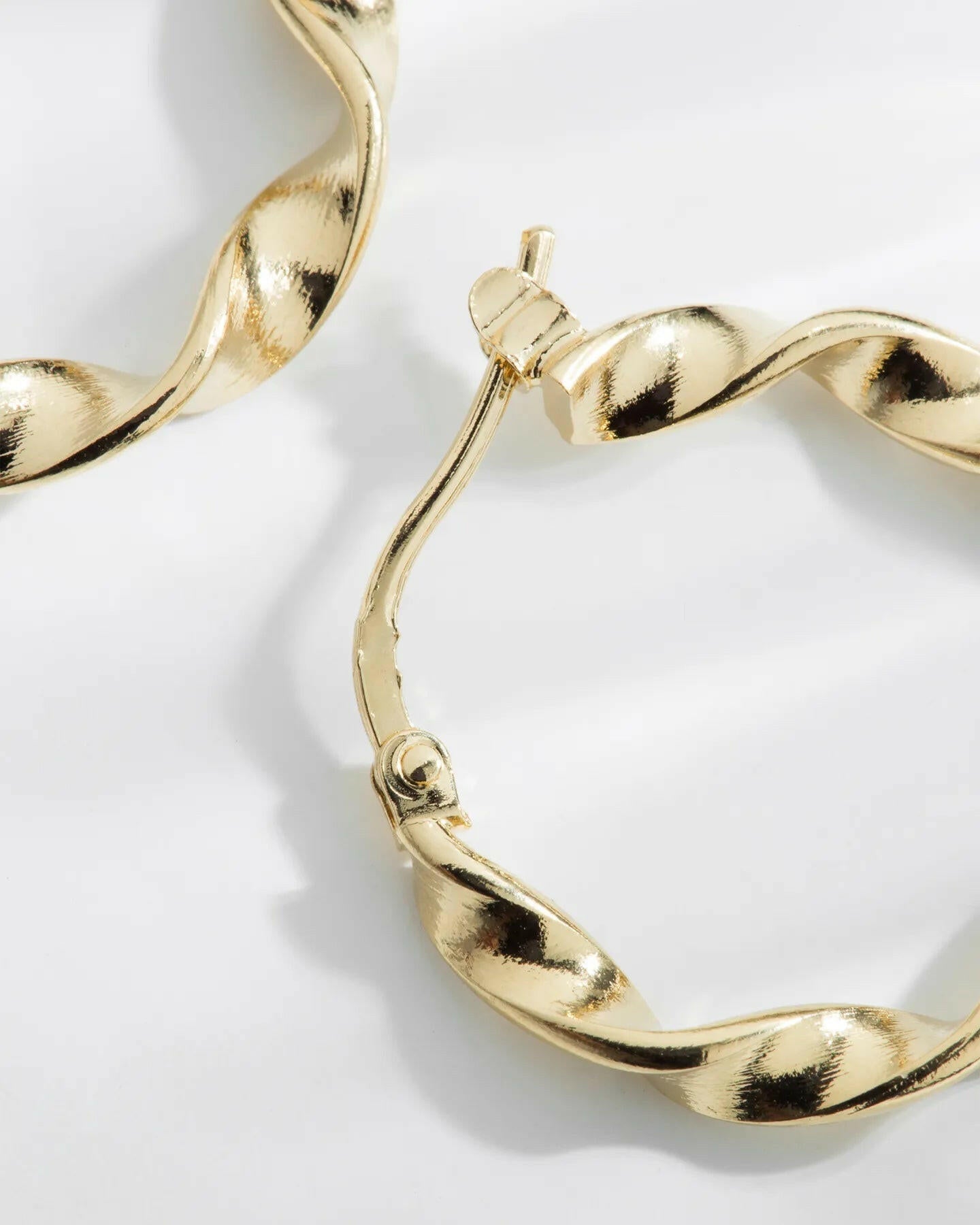 Small Twisted Esmeralda Hoop Earrings