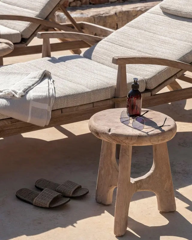 Table d’appoint Laya L, Gommaire