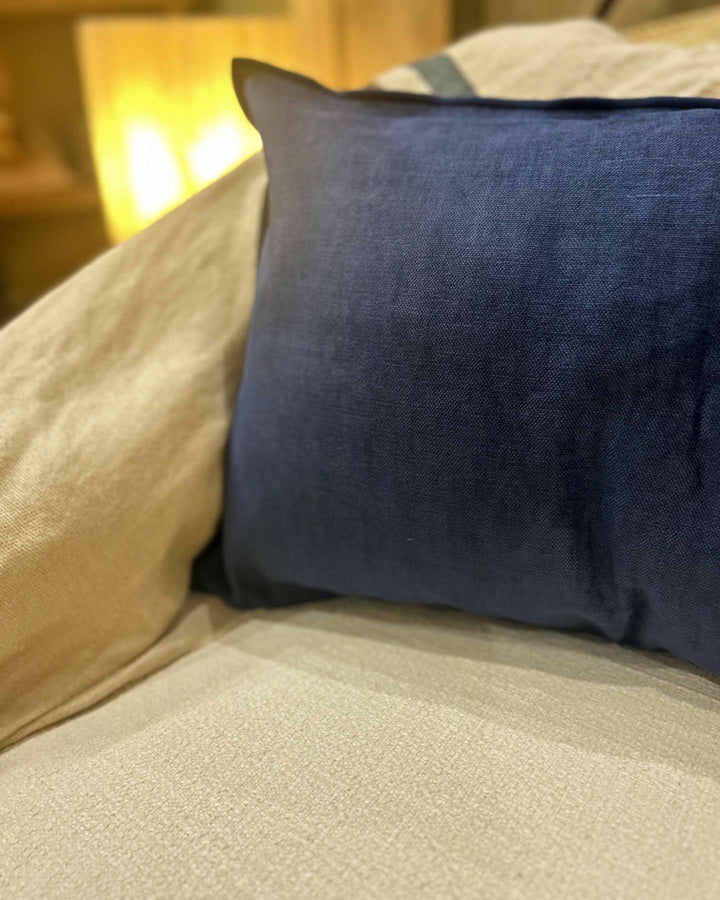 Coussin Vice Versa Black Line Chenille Soft Washed, Indigo / Bourdon Indigo, Maison de Vacances