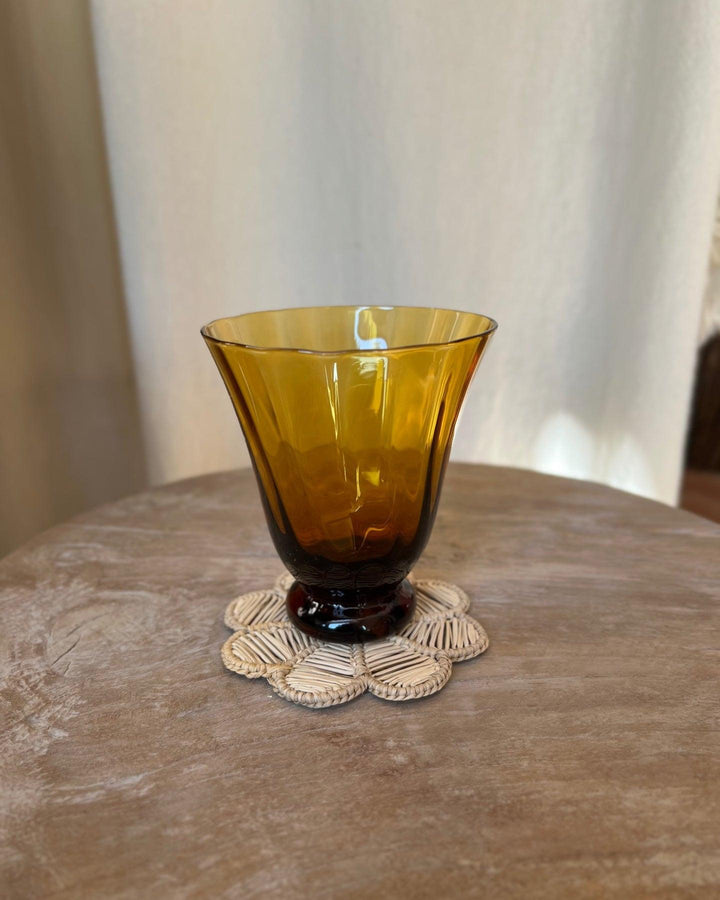 Dessous de verre Daisy naturel, pose en contexte