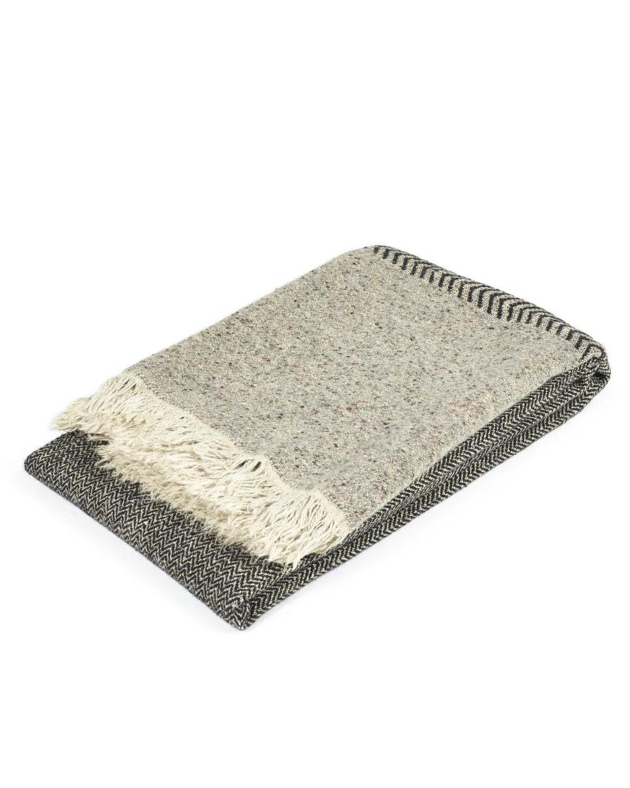 Plaid Jules, Black Herringbone.