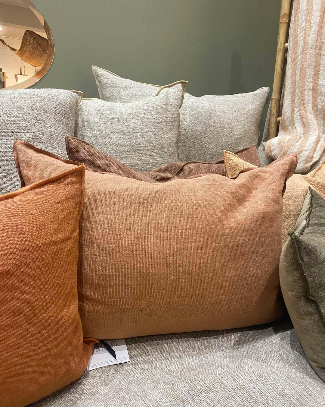Coussin Vice Versa Black Line en Lin Stone Washed, Terracotta/Bourdon Terracotta, Maison de Vacances