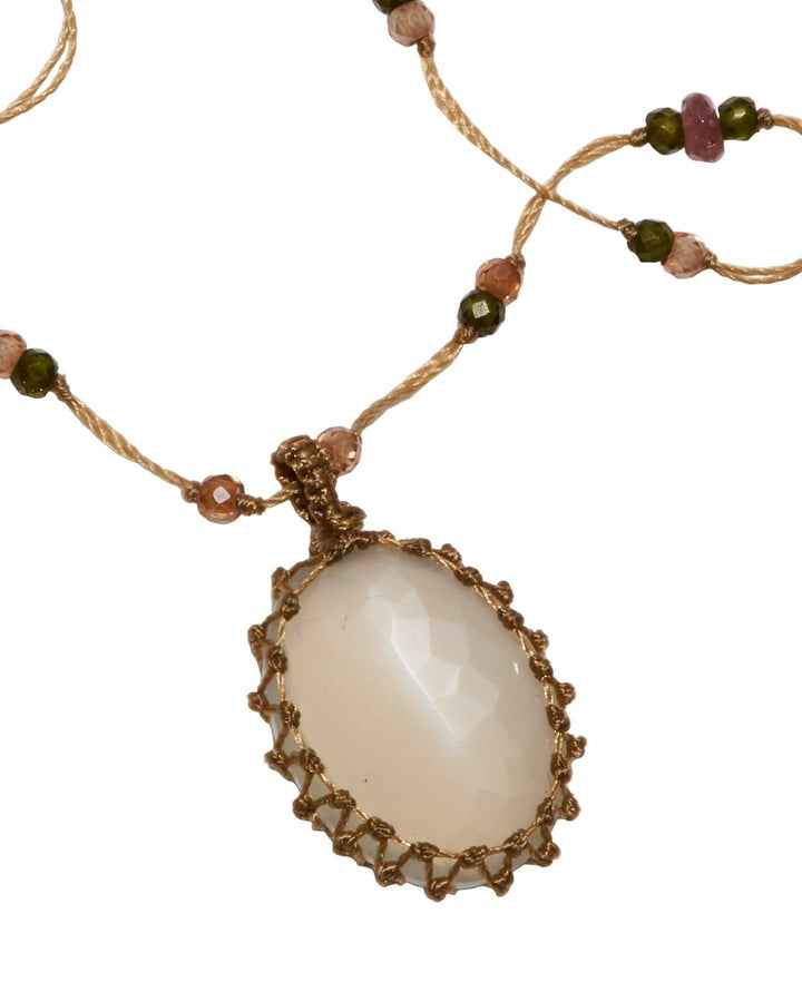 Collier Tibétain court, Moon Stone