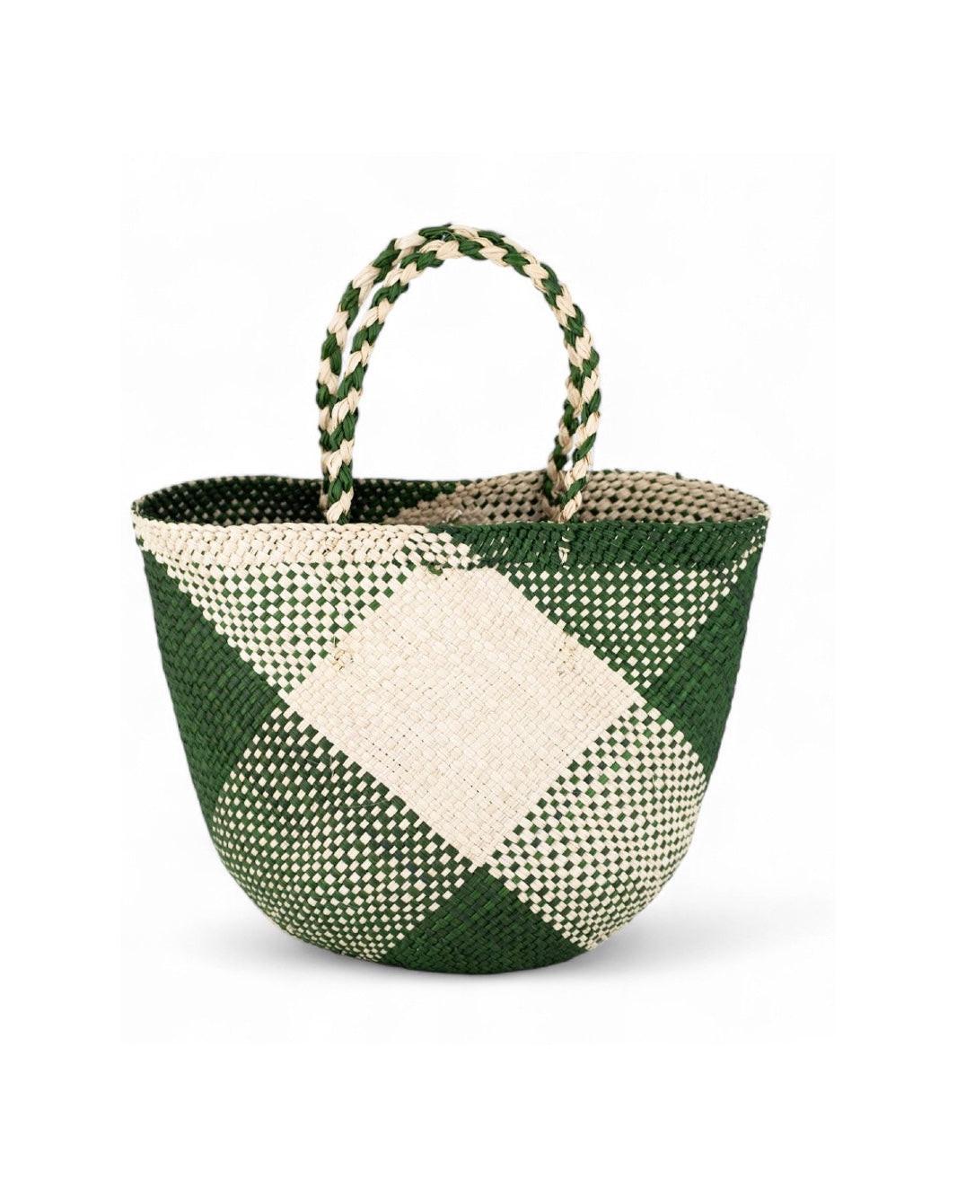 Panier Vert Carreaux tressé PAO Maison vue côté