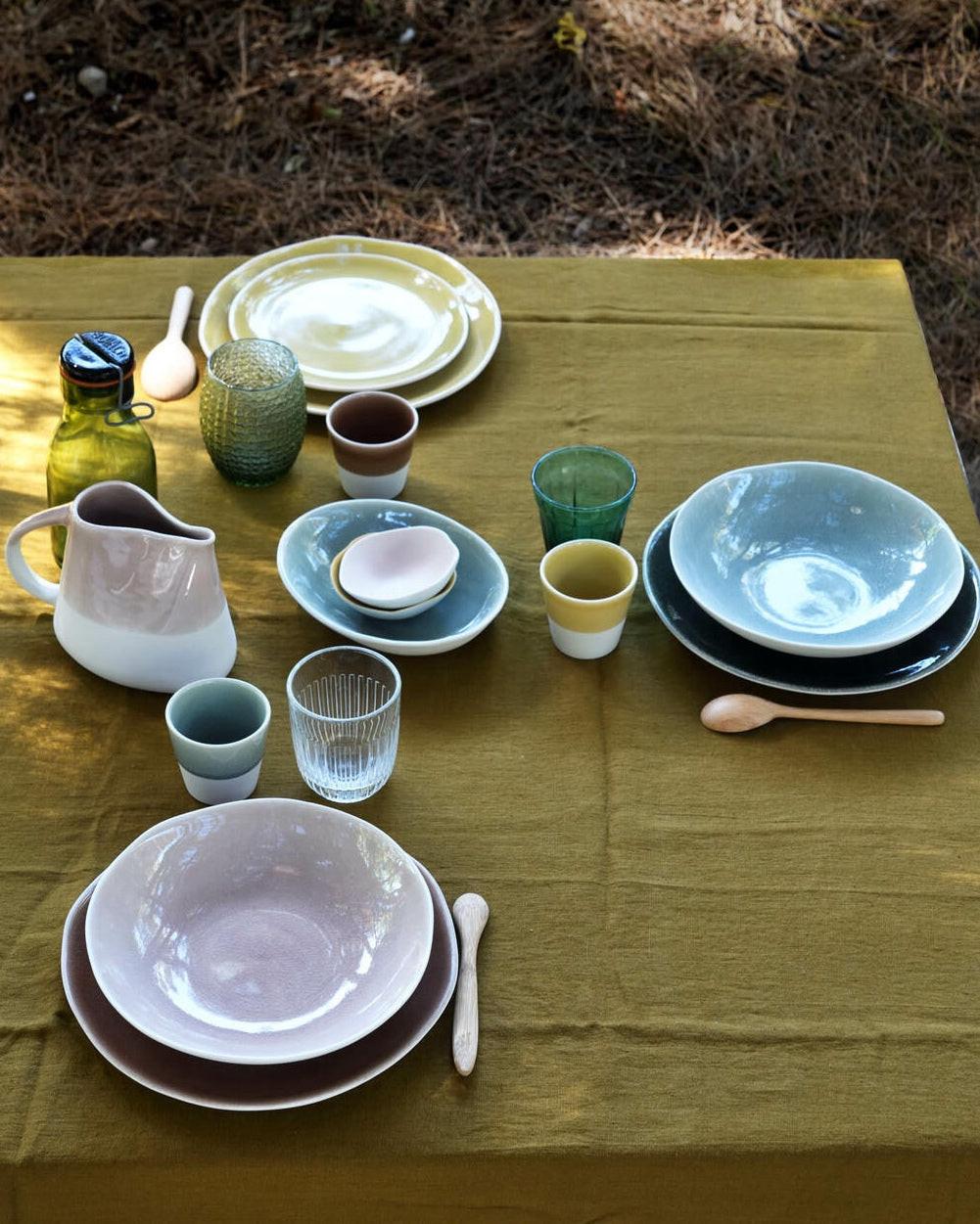 Assiette L Maguelone Quartz.