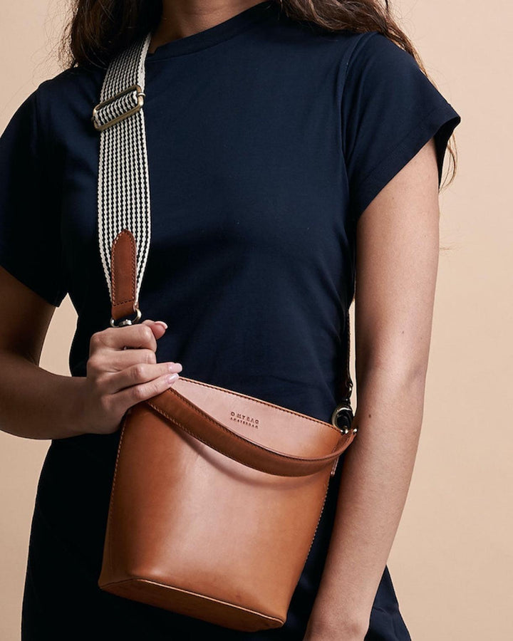 Bandoulière Carreaux Noir & Blanc, Cuir Cognac.