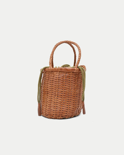 Lina Mini, Tan