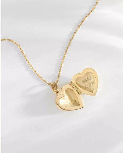 Collier Eve.