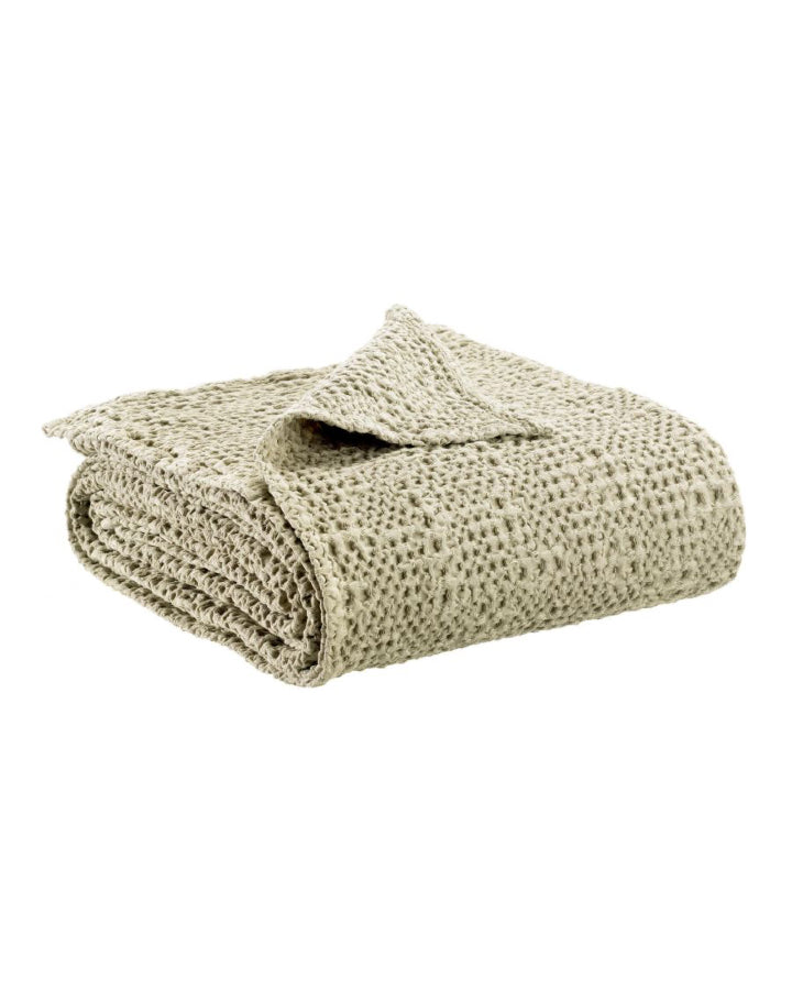 Jeté Tana Pinede, Jolie Trouvailles