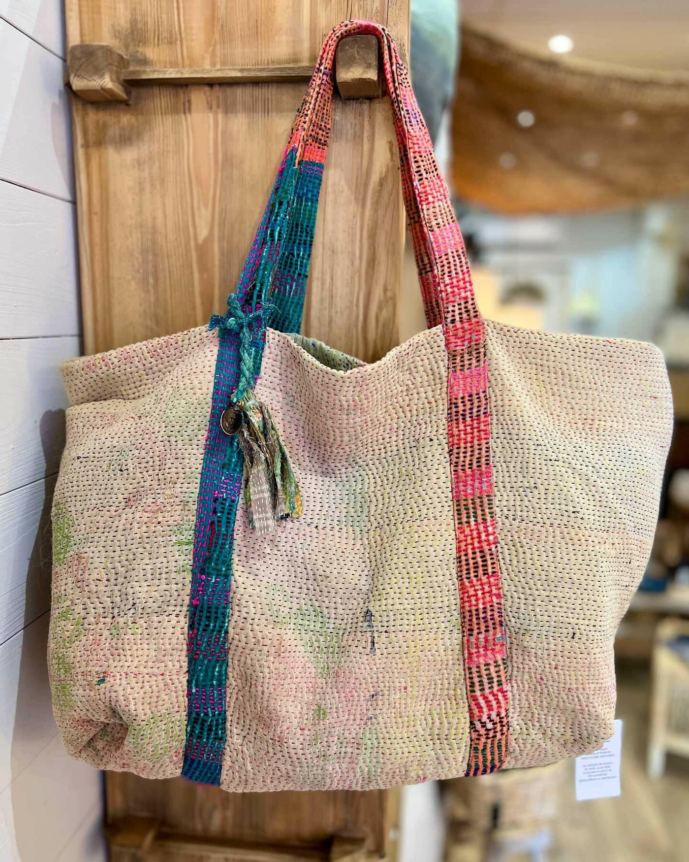 Vintage Kantha ALIYA bag - sand