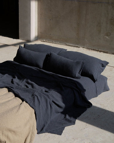 Tablecloth / Plaid / Bedspread in raw linen, Carbon 