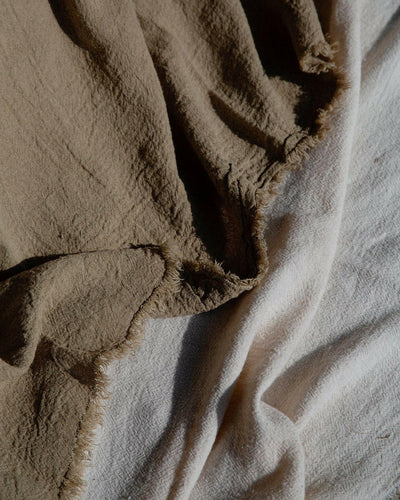 Nappe / Plaid / Dessus de lit en lin brut, Craie.