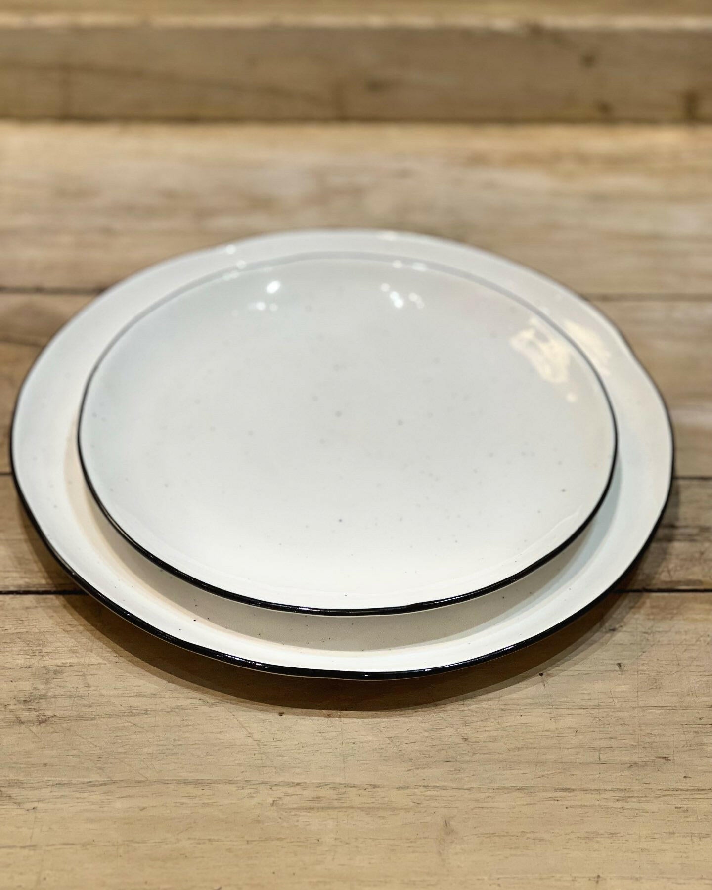 Assiette à diner Basil.