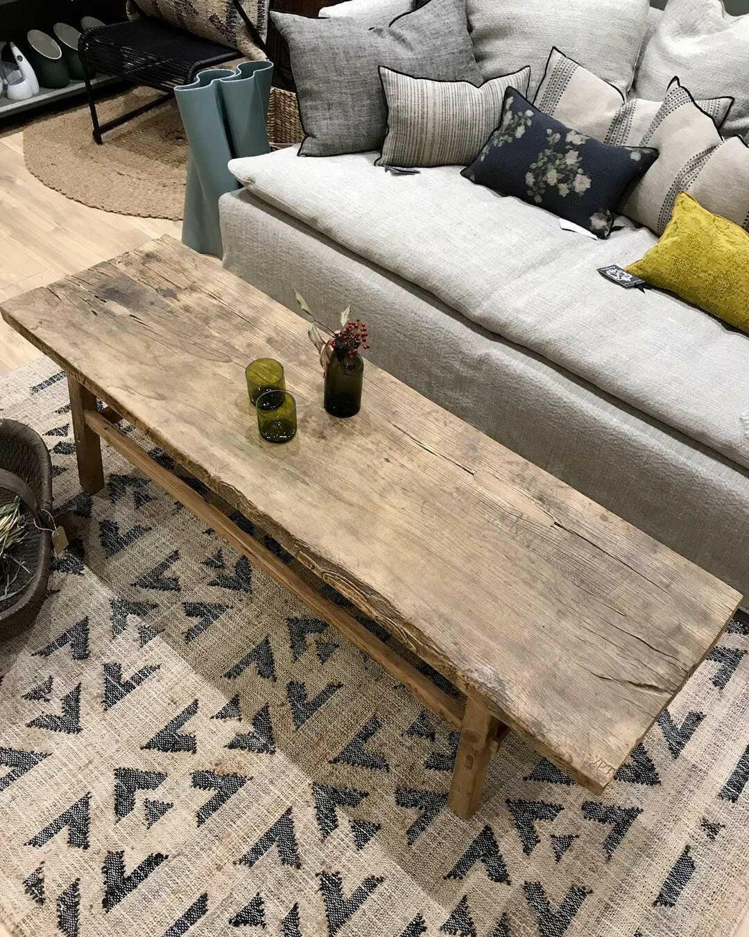 Table basse vintage bois orme - large.