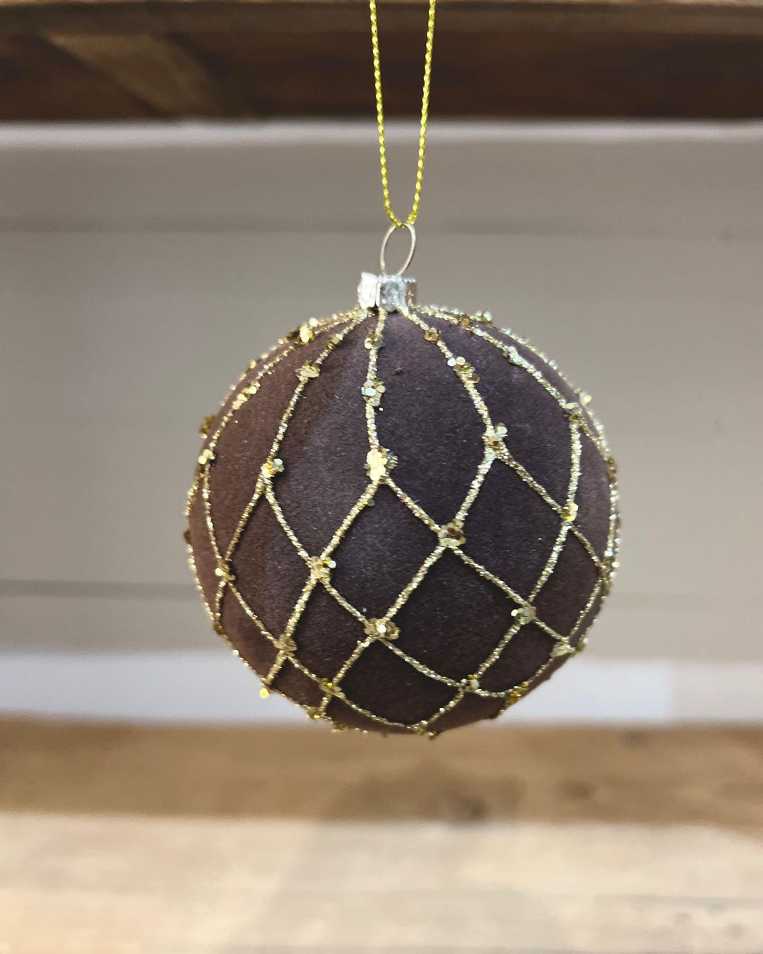 Boule de Noël, Feutrine Marron.