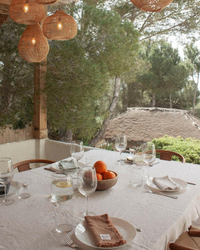 Tablecloth / Plaid / Bedspread in raw linen, Chalk 