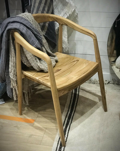 Chaise Tokyo Naturel en teck recyclé.