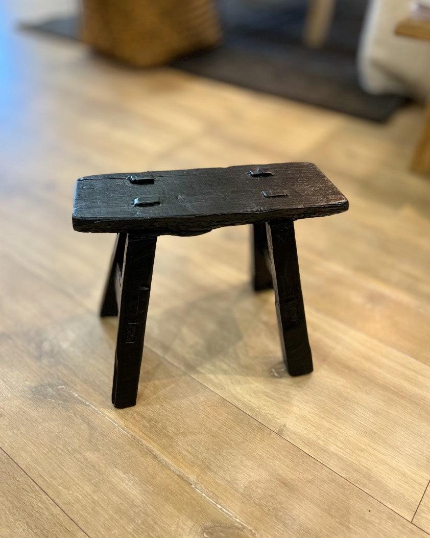 Petit tabouret Vintage Noir Snowdrops Copenhagen Halo Concept 