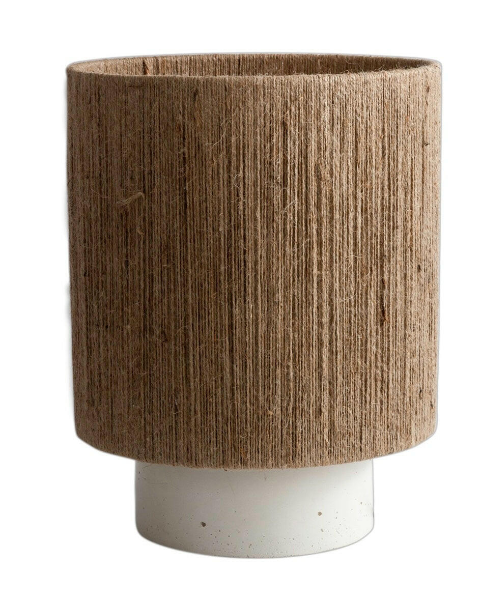 Abat-jour Fil de Jute Tendue à la main.