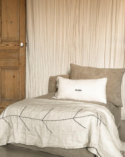 Coussin Bella Bed and Philosophy