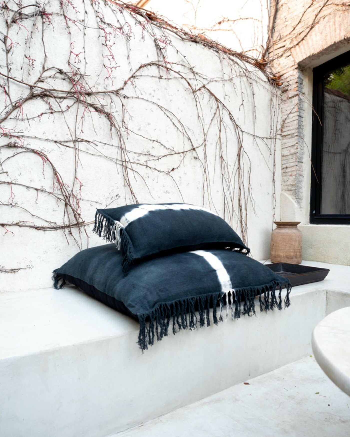 Coussin TACO Tie & Dye Noir 80x80cm (garnissage inclus)
