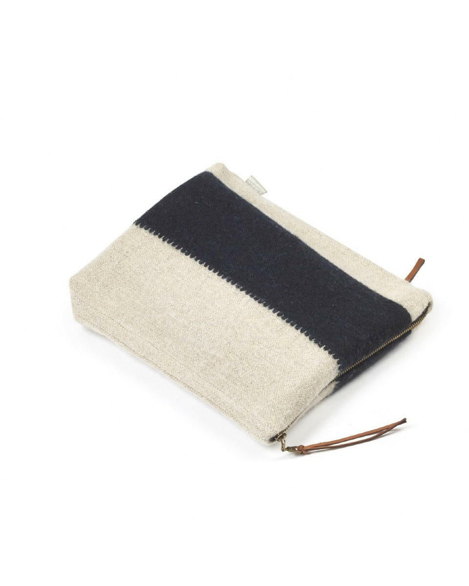 Etui Foundry Libeco Halo Concept