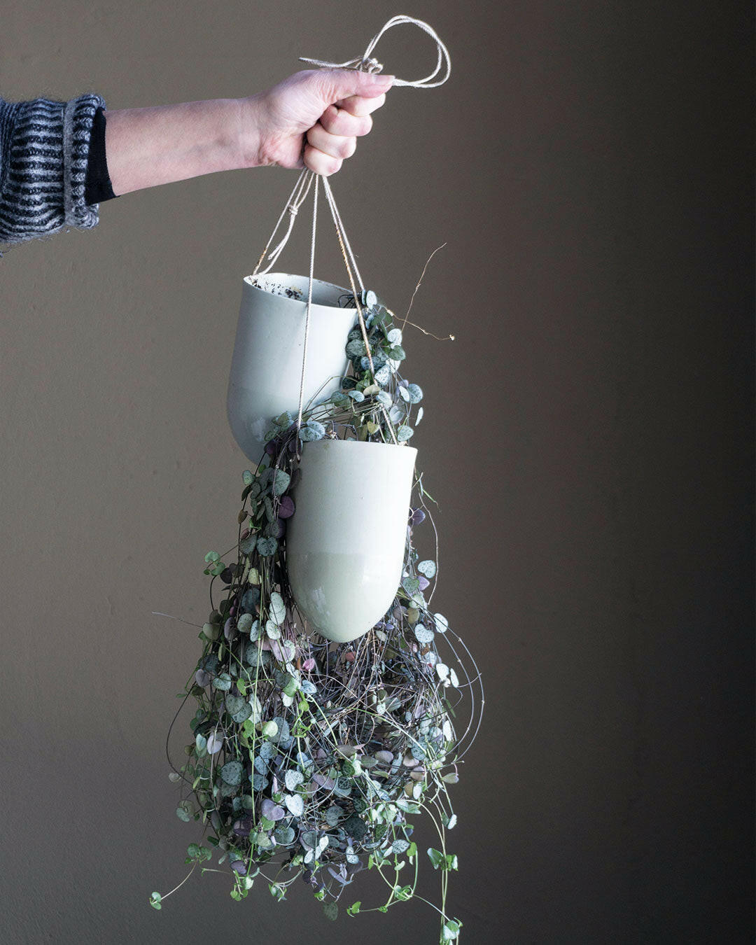 Pot de fleur suspendu porcelaine - -MENT-Halo Concept