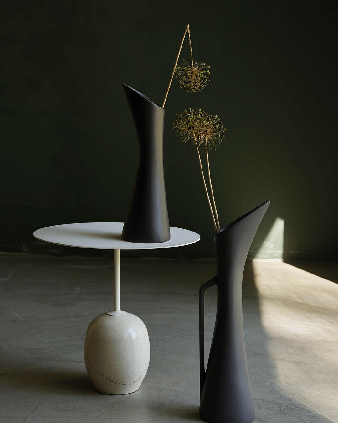 Vase Stolt avec poignée - -MENT-Halo Concept