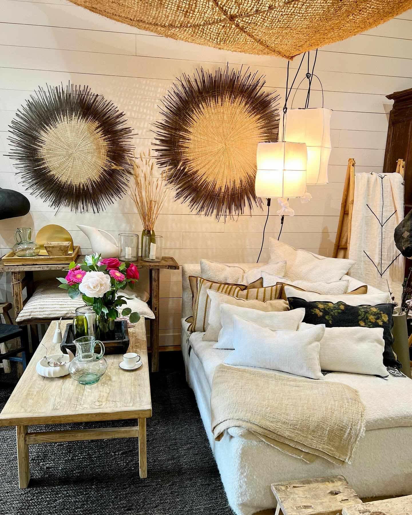 Sun Circles Noir & Naturel, Malawi.